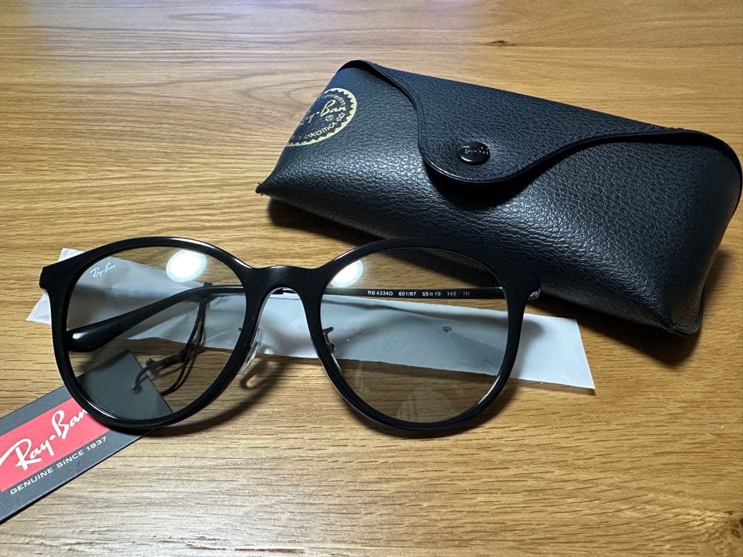 Ray-Ban RB 4334D ブラック サングラス