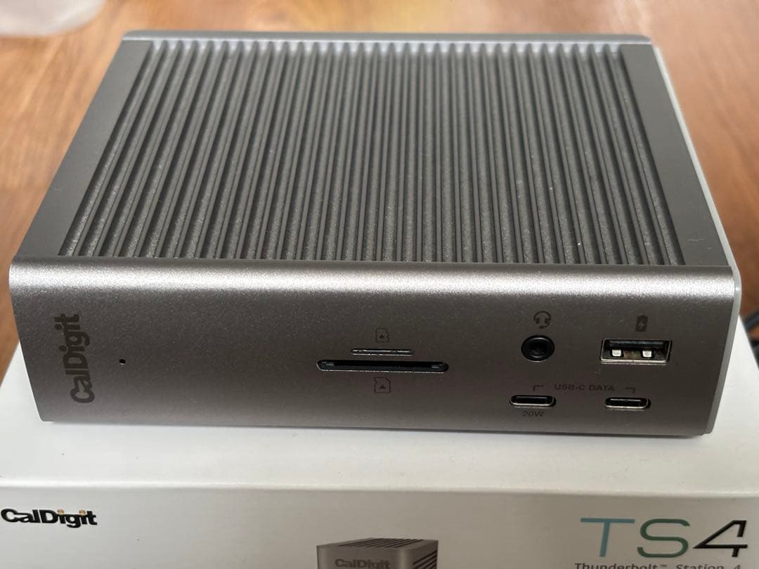 週末限定価格！CalDigit TS4/ Thunderbolt Station