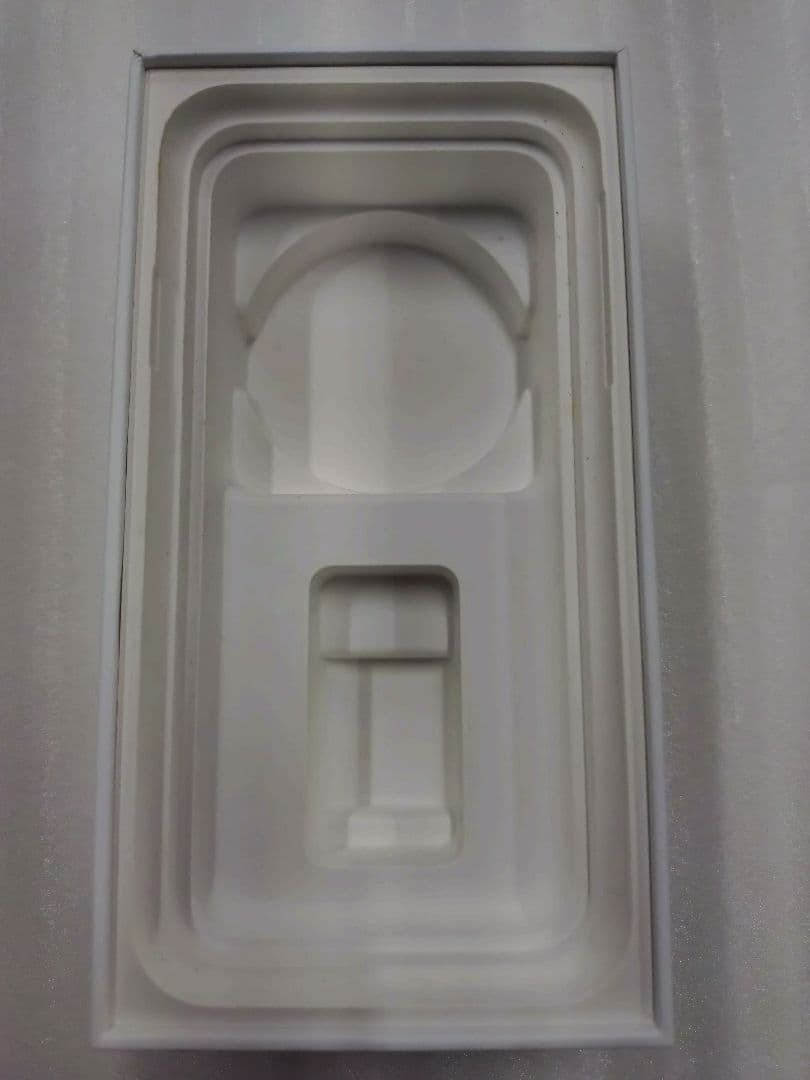 4-376 iPhone11 128GB　本体　バッテリー88% グリーン