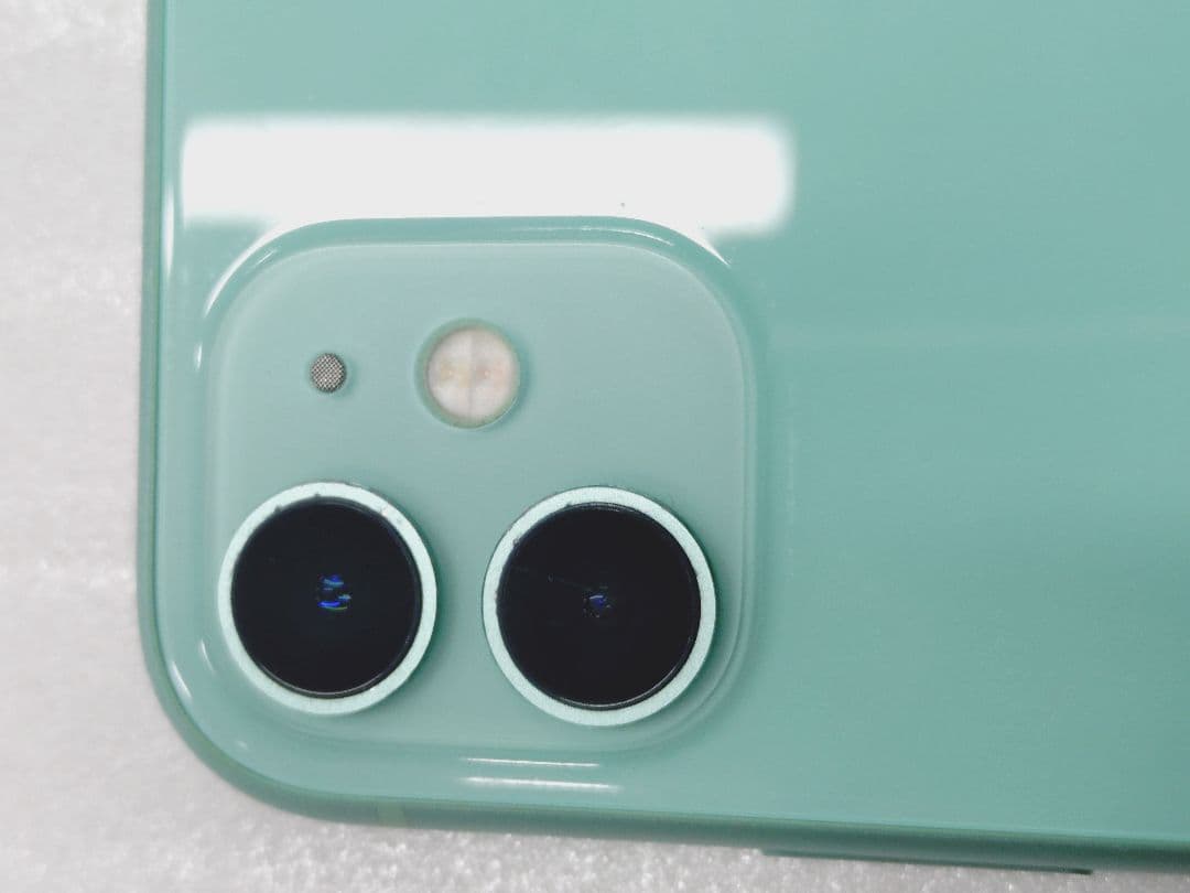 4-376 iPhone11 128GB　本体　バッテリー88% グリーン