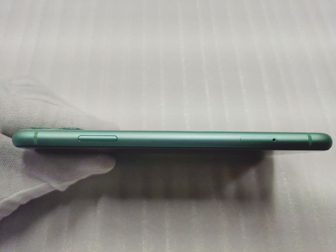 4-376 iPhone11 128GB　本体　バッテリー88% グリーン