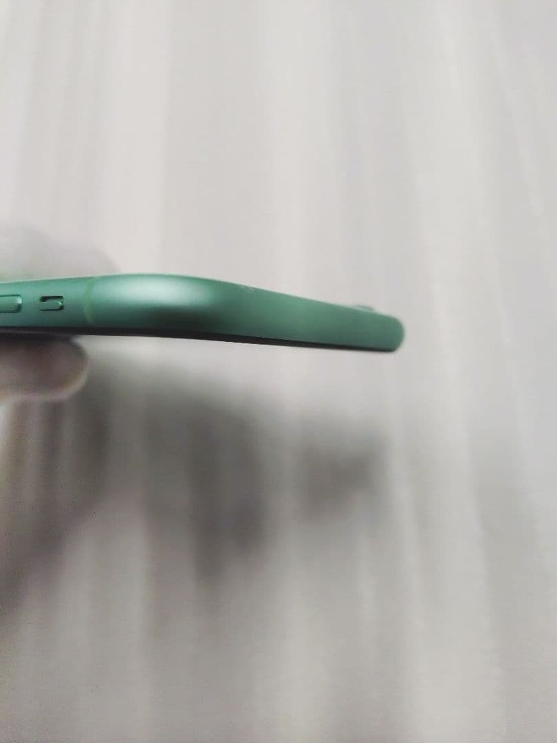 4-376 iPhone11 128GB　本体　バッテリー88% グリーン