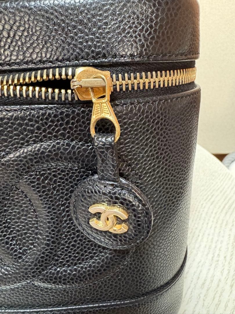 CHANELバニティ　ブラック