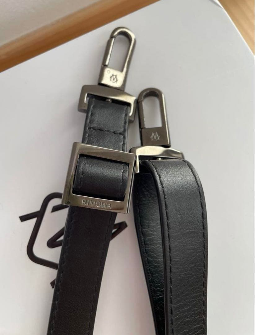 Rimowa クロスボディバッグ　ストラップ