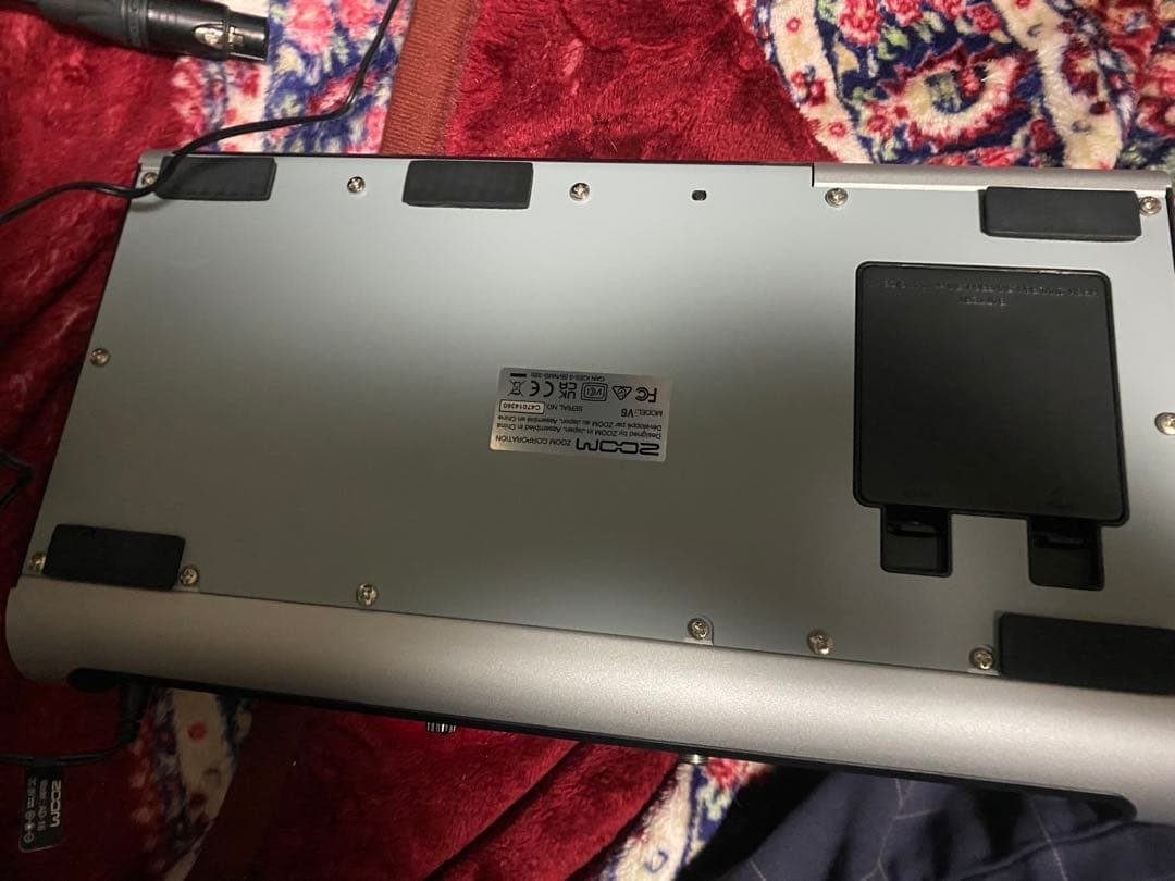 【動作チェックのみの超美品】zoom V6-SP ボーカルエフェクター