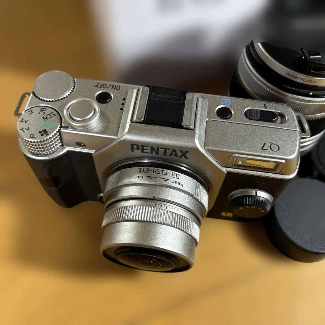 PENTAX Q7【中古品】充電器バッテリーデジタル一眼レフ レンズ3本付き