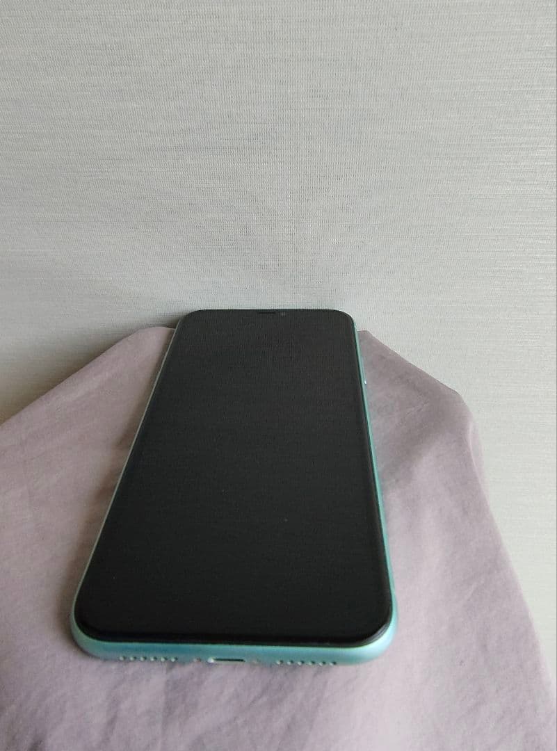 iPhone 11 本体 グリーン iOS 26.2