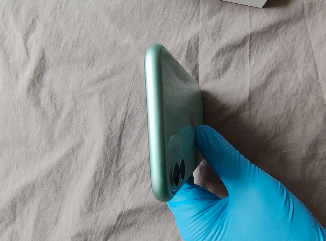 iPhone 11 本体 グリーン iOS 26.2