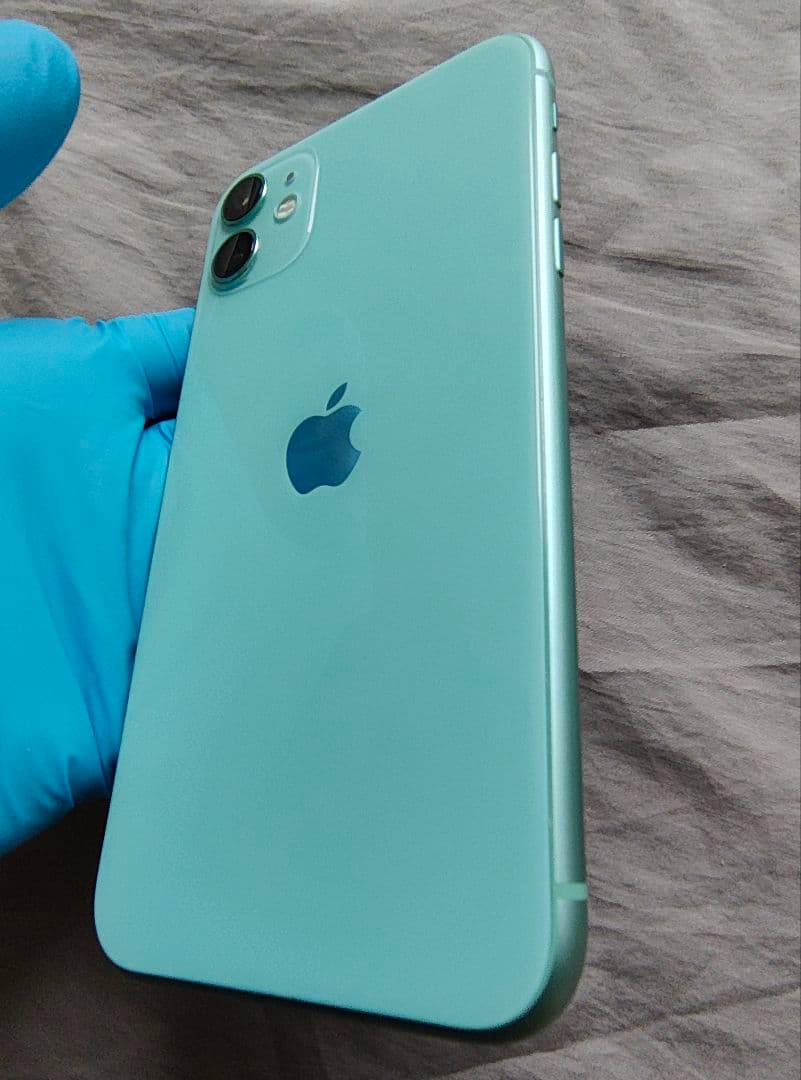 iPhone 11 本体 グリーン iOS 26.2