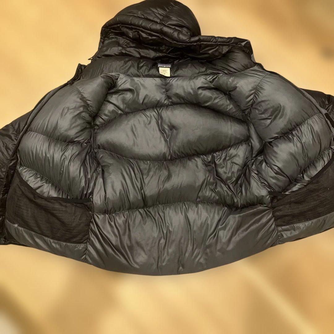 ［かいと］Patagoniaフード付きダウンジャケット ブラック/グレーM