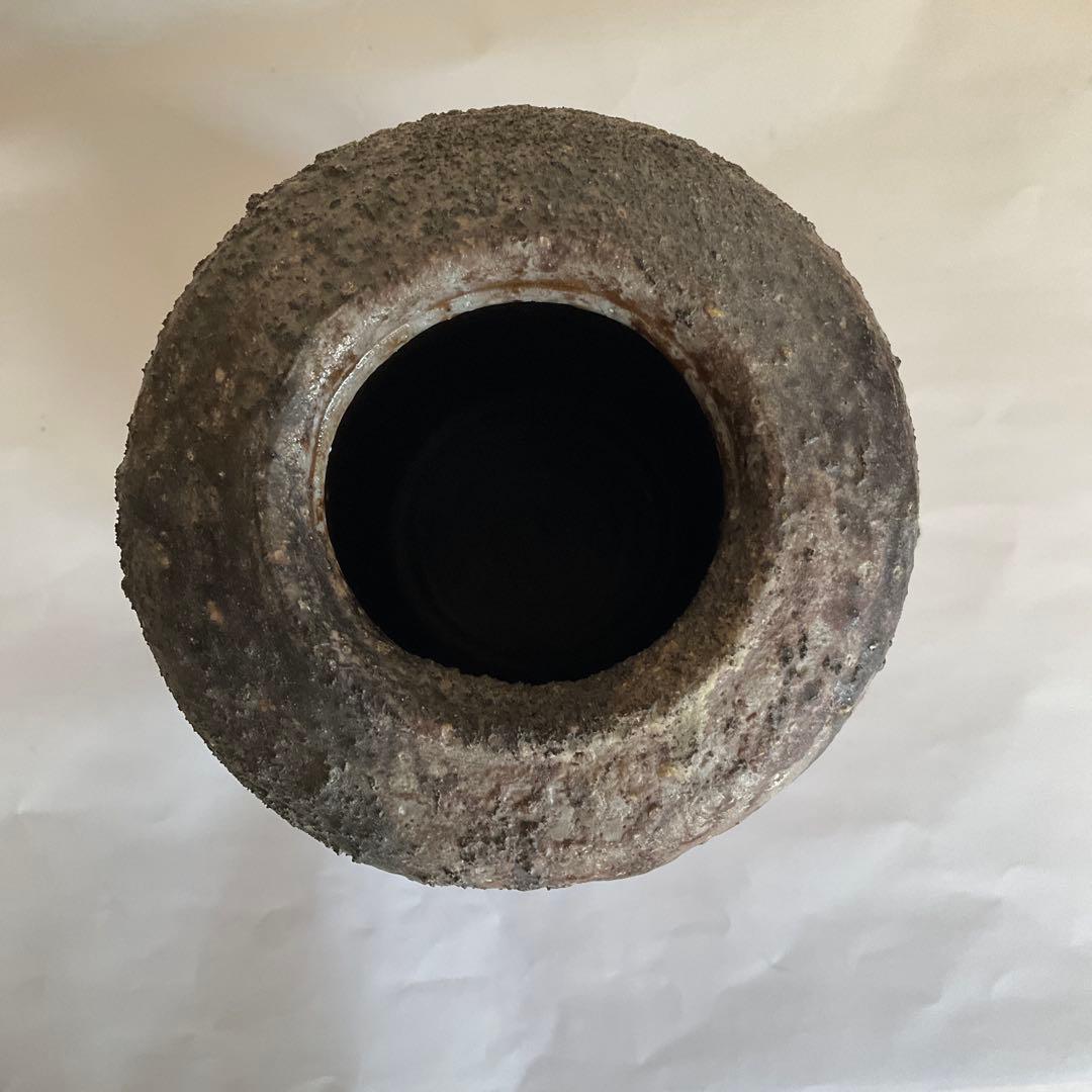 備前焼　岡山県重要無形文化財保持者各見政峯作　備前窯変耳付花入