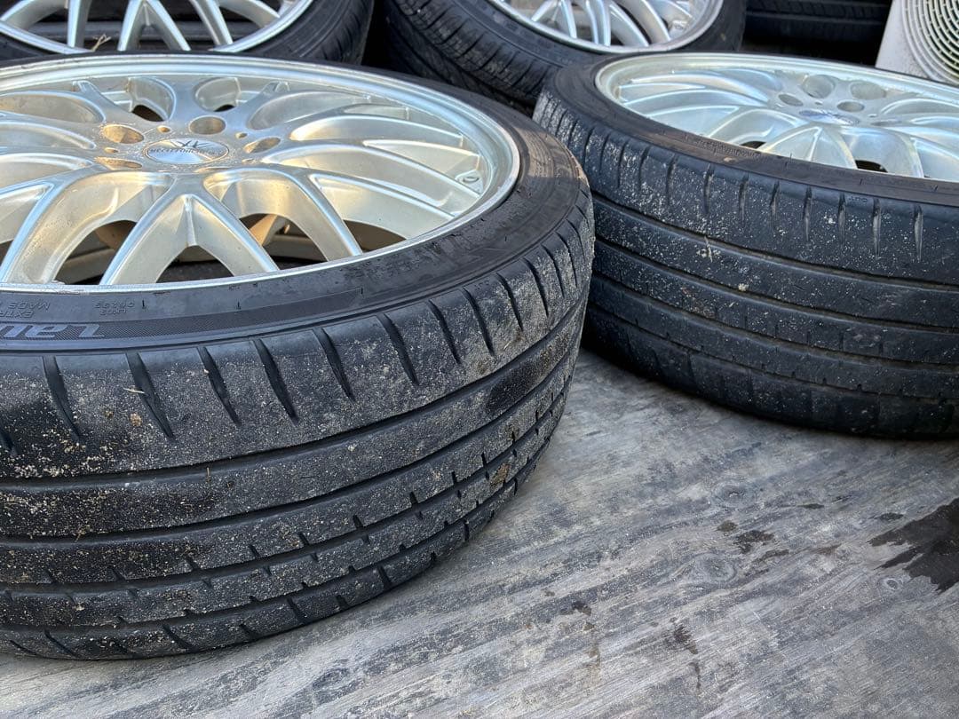 ロクサーニ　19インチ　タイヤホイール　4本セット　クラウン　マークX カムリ