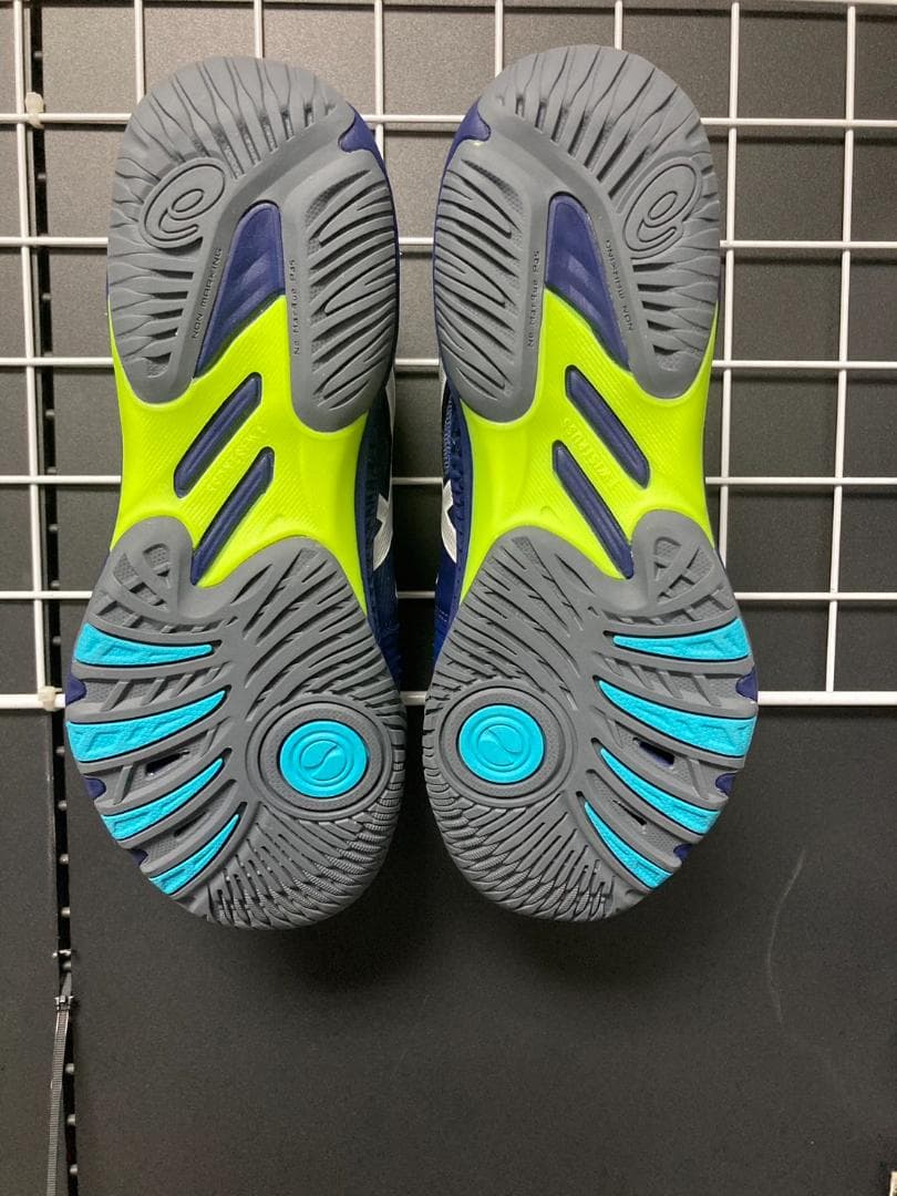 シューズ ASICS 1053A030 26.0cm