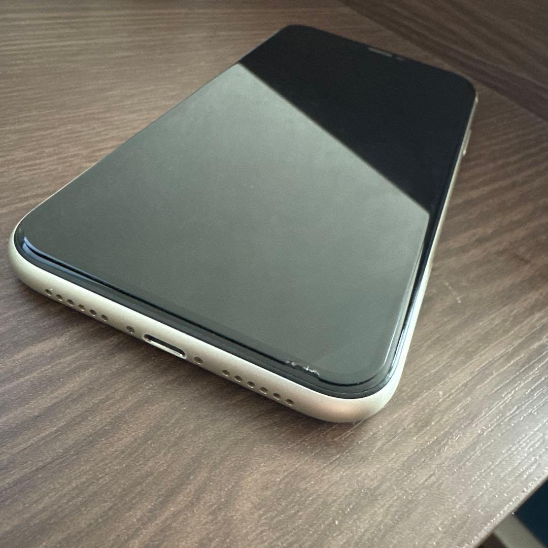 iPhone 11 ホワイト 128GB