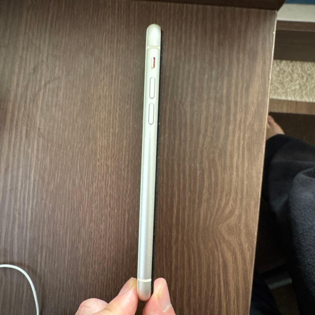 iPhone 11 ホワイト 128GB