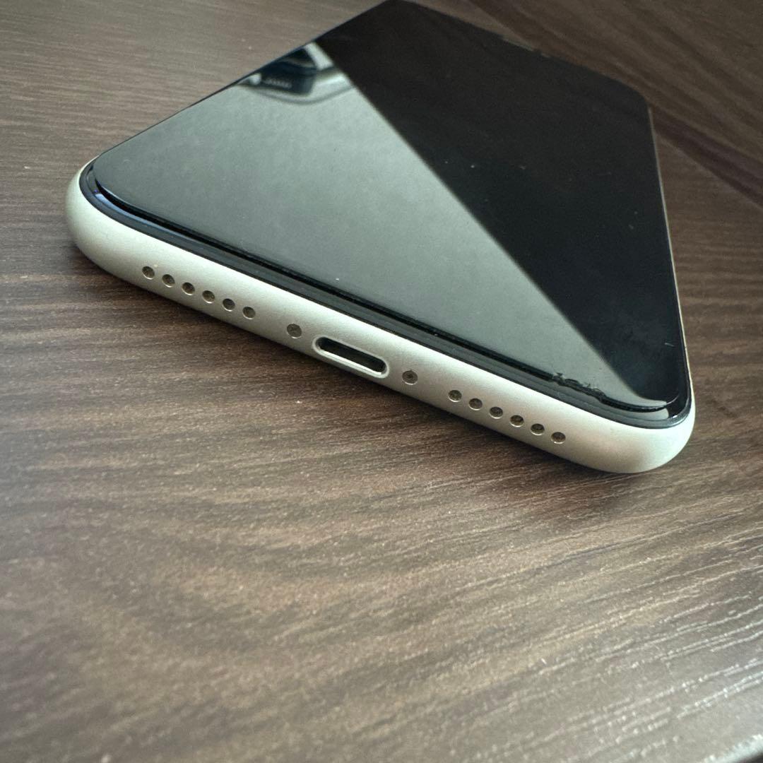 iPhone 11 ホワイト 128GB