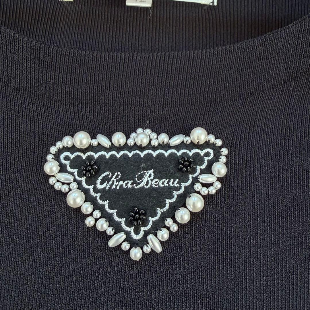 スーパービューティー　チュニック　カットソー　長袖　ビジュー　チャーム　黒