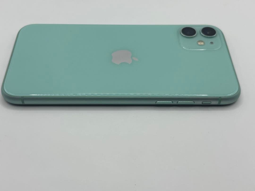 ◆Apple iPhone 11 128GB SIMフリー◆