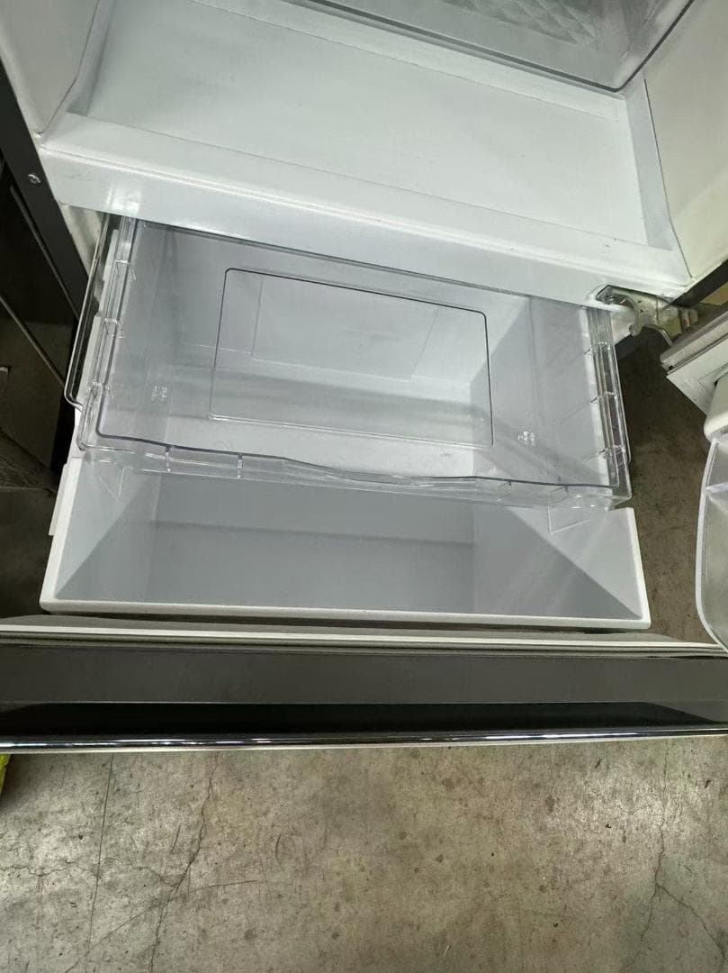 冷蔵庫　日立　3ドア　2019年製　R-V32KV(N)