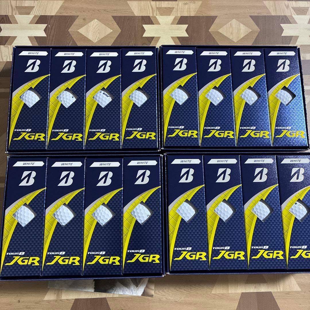 ブリヂストン TOUR B JGR ゴルフボール 2025⭐︎12個入り⭐︎4ダース