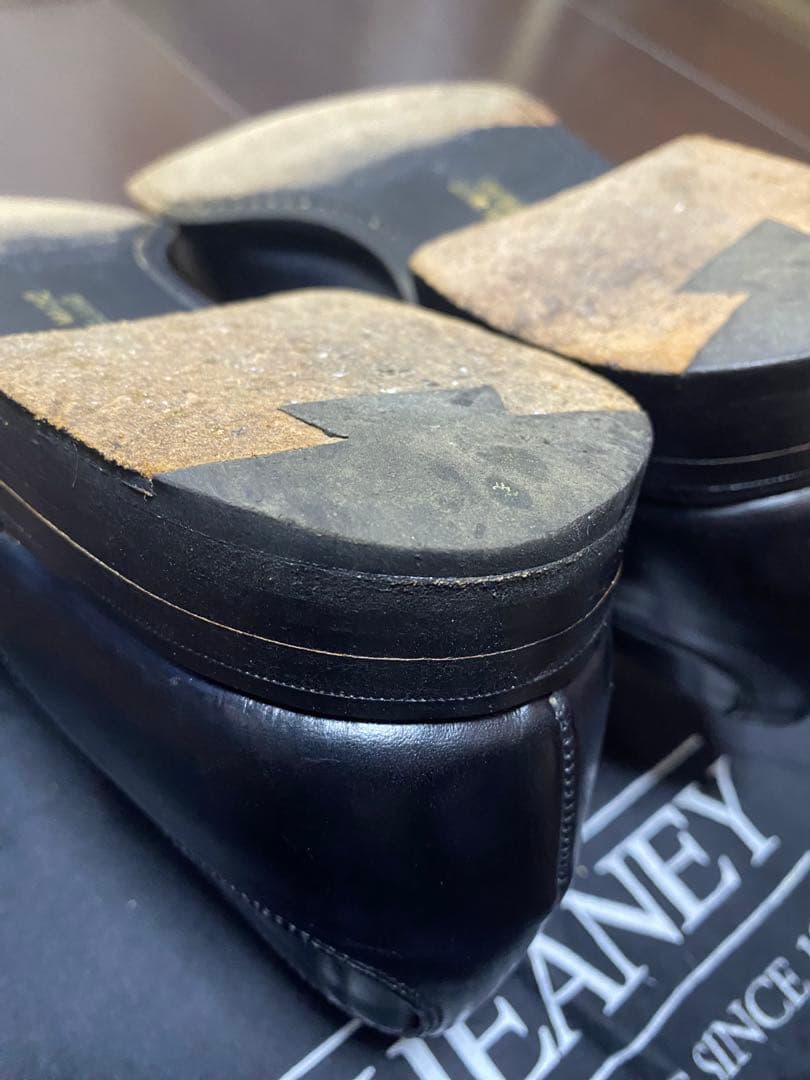 CHEANEY×TOMORROWLAND UK8 ブラックレザー ドレスシューズ