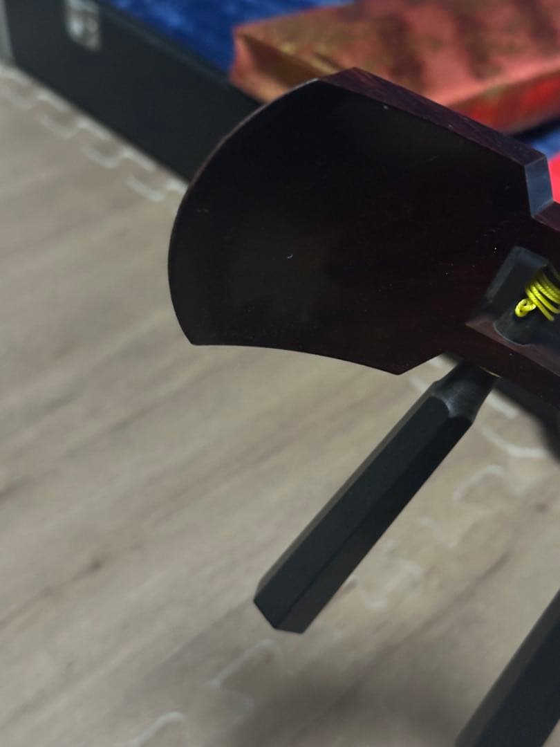 紅木 三味線本体＋ケース その他付属品 さわり付き すぐ演奏できます