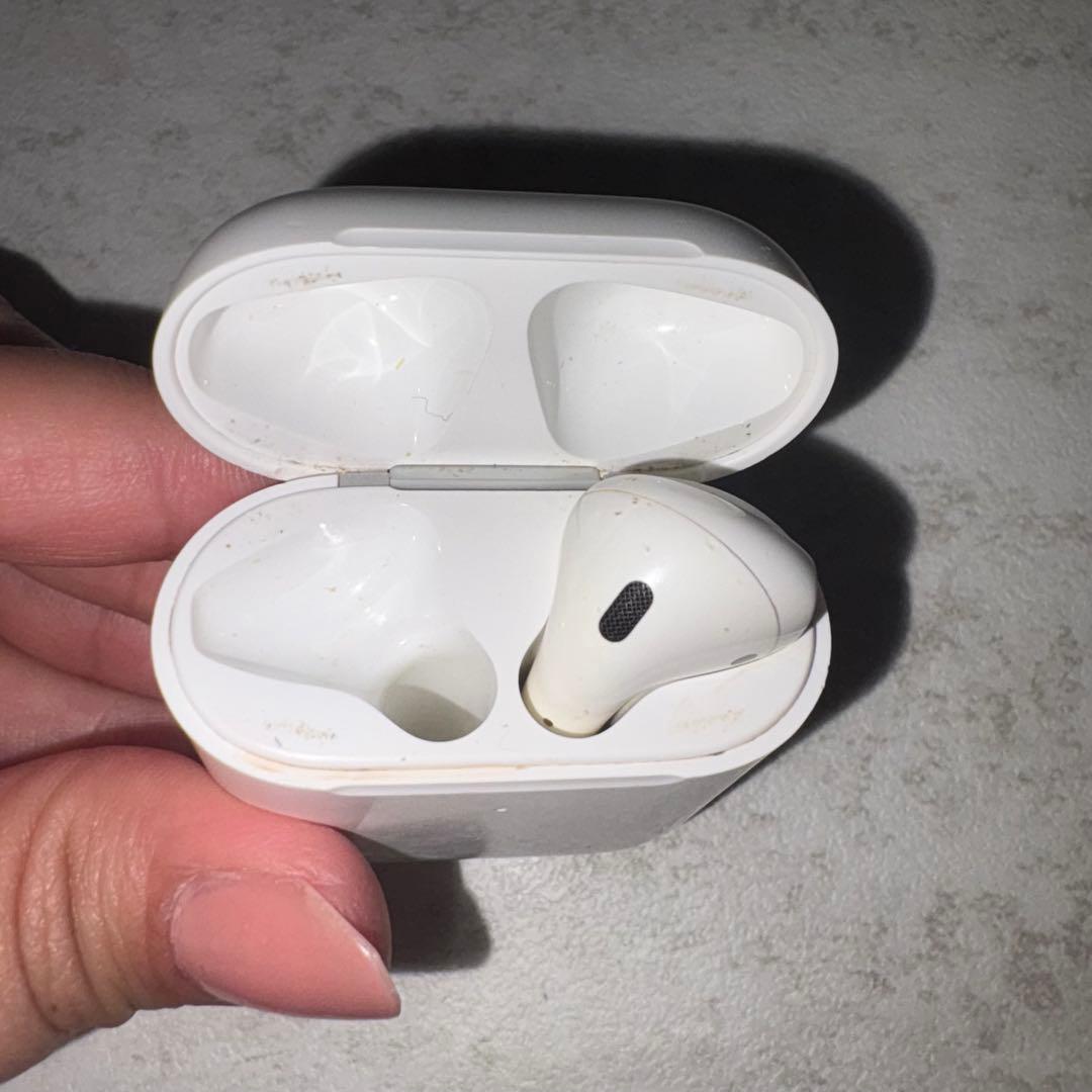 Apple AirPods 本体 ホワイト 片耳のみ