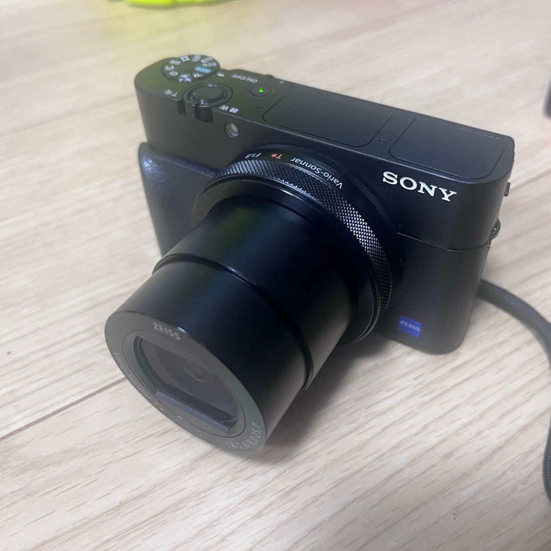 デジタルカメラ SONY Cyber-shot DSC-RX100M5