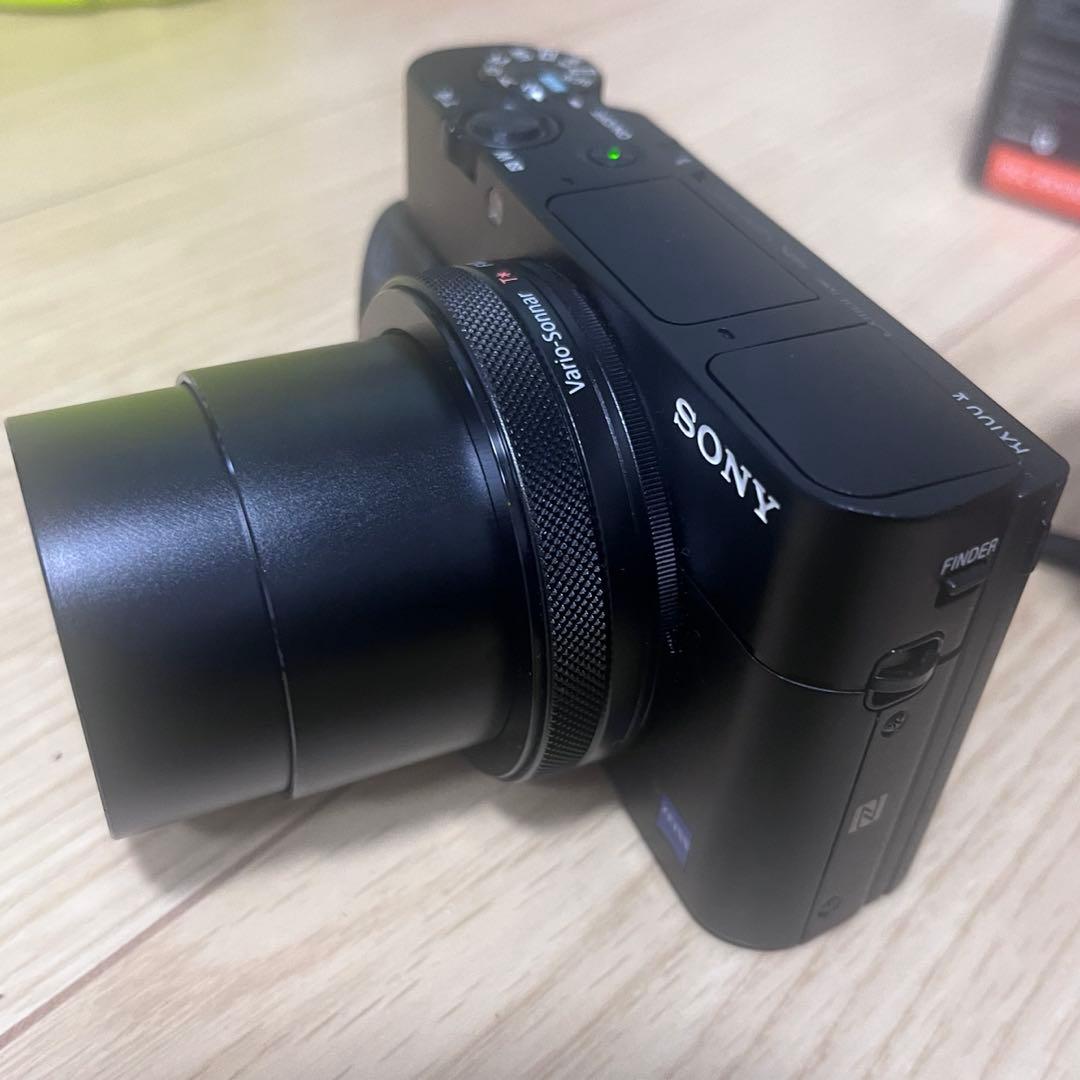 デジタルカメラ SONY Cyber-shot DSC-RX100M5
