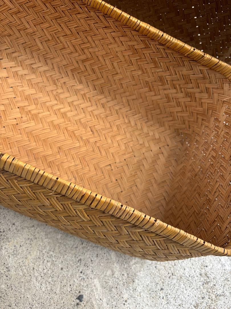 収納箱 衣装入れ 竹籠 古道具古民家　昭和レトロ　竹行李