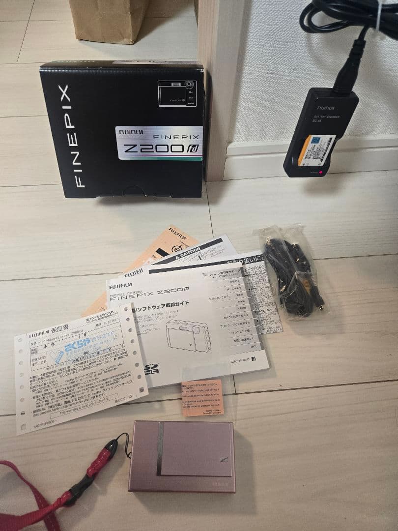 Fujifilm FinePix Z200 デジタルカメラ