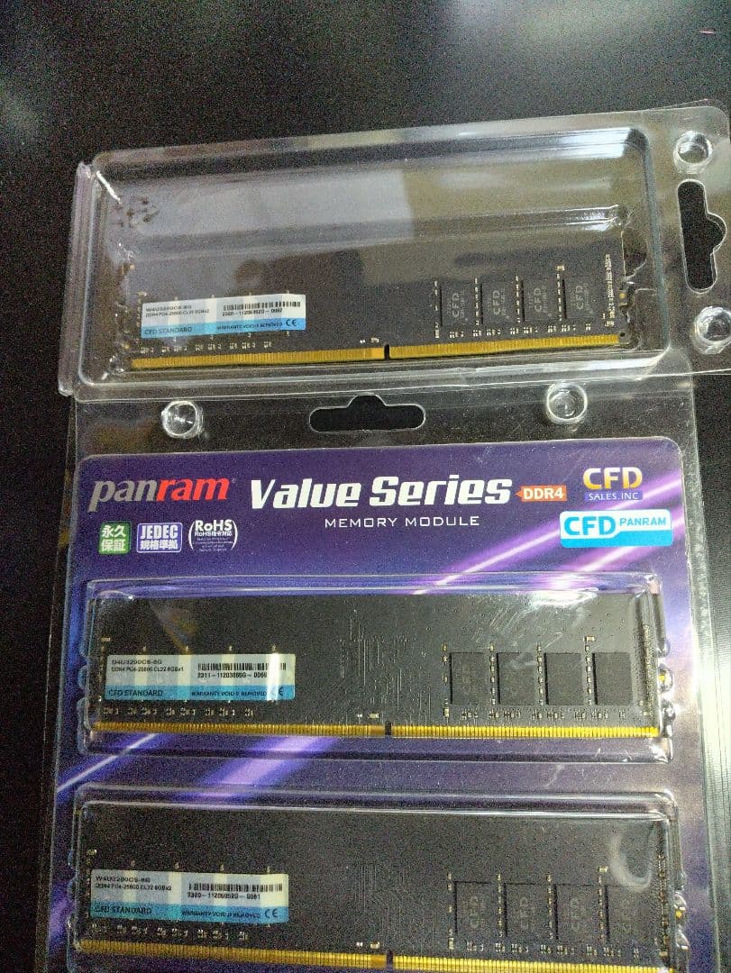 （相性問題あり）CFD Standard DDR4 8GB メモリ + 4GB