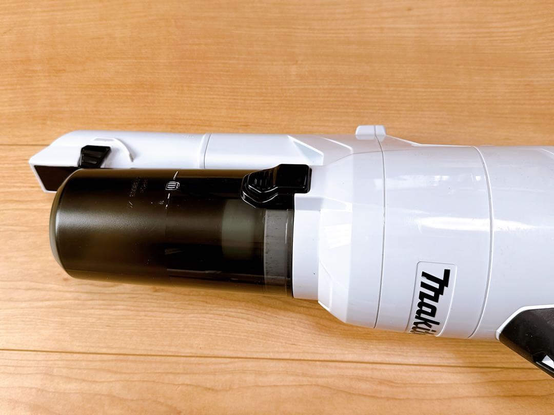 ✨美品✨マキタ 充電式掃除機 CL003G【40V対応／本体のみ】