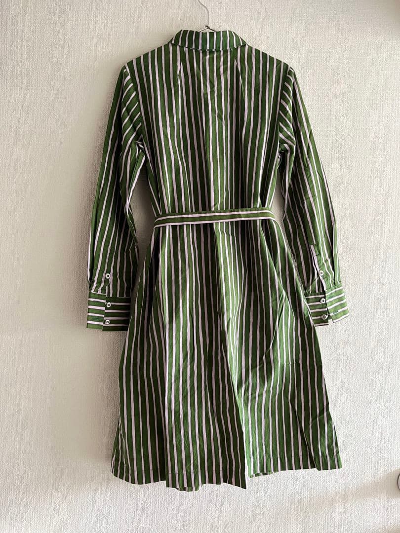 marimekko ピッコロ　緑とピンクの シャツワンピース 36