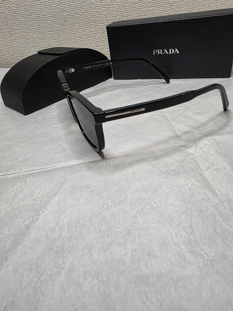 PRADA プラダ　ブラック サングラス　本物
