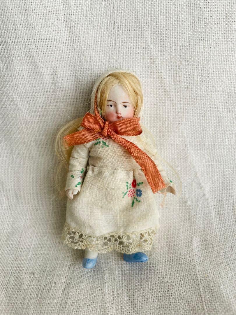 アンティークビスクドール、ミニョネット