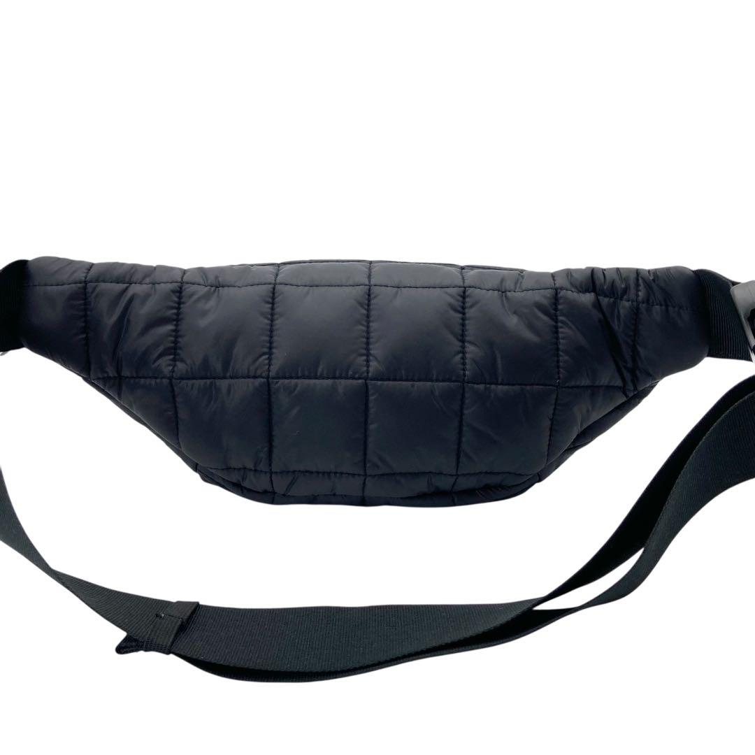 美品 813 UGG ナイロン キルティング ボディバッグ ウエストバッグ 黒