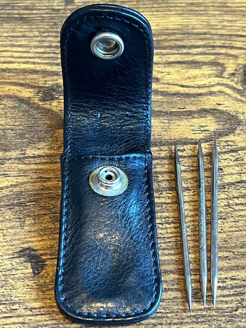 CHROME HEARTS クロムハーツ レザーケース爪楊枝入れ シルバー3本