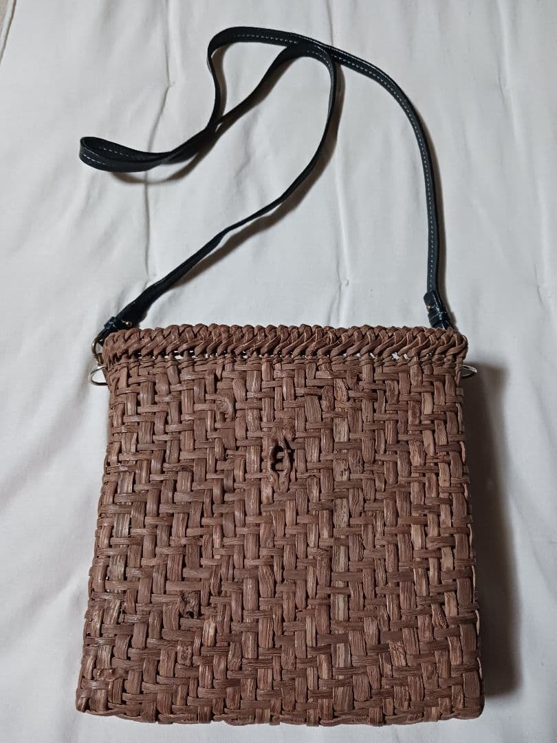 【未使用】山葡萄かごショルダーバック 国産