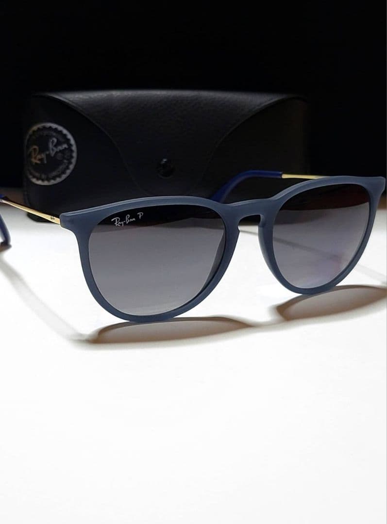 ◆Ray-Ban　レイバン◆サングラス　RB4171 ERIKA　ケース付き