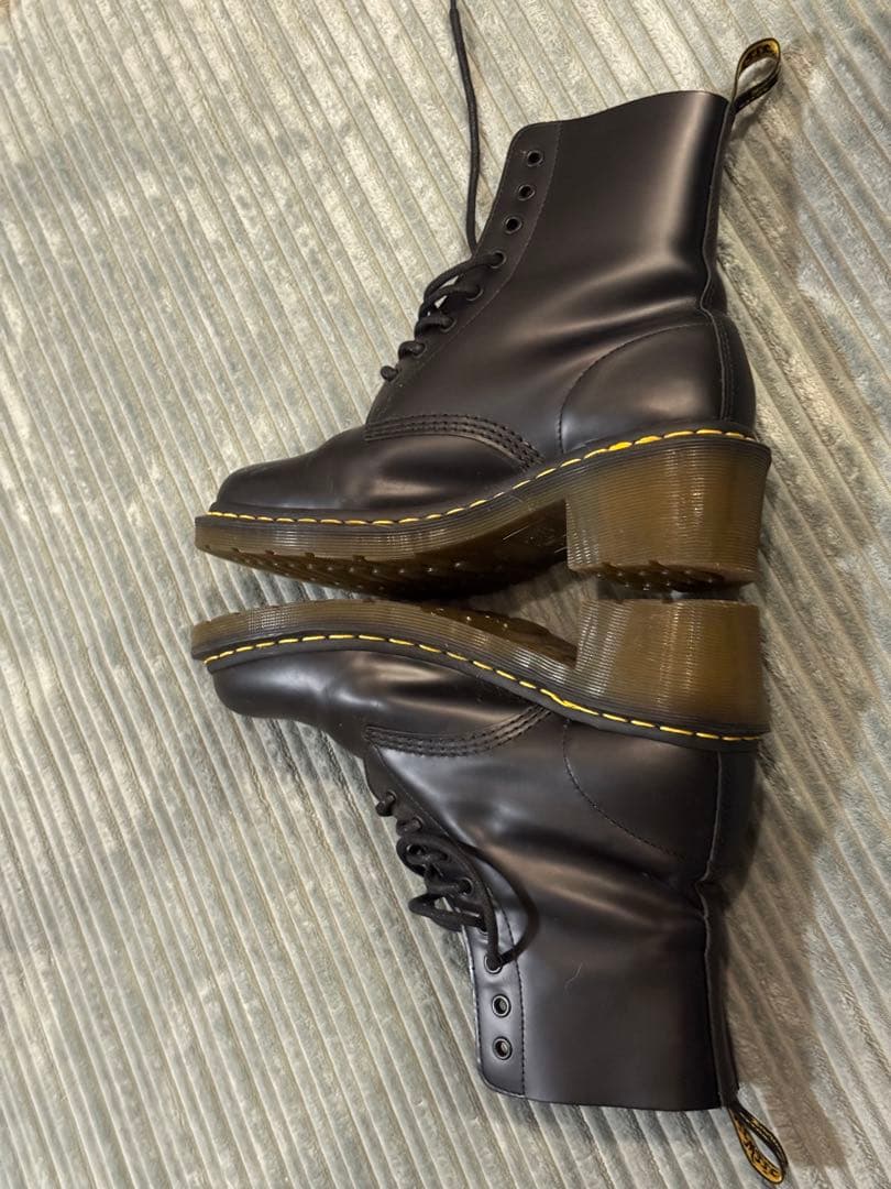 f*i様 ドクターマーチン ALDERSTONE 8ホール 26cm アメリカで