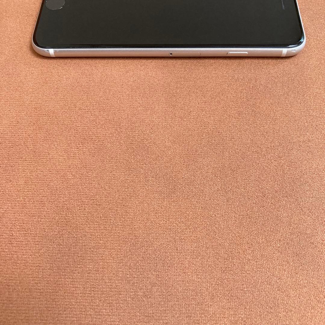 313【早い者勝ち】iPhoneSE2 第2世代 64GB SIMフリー☆