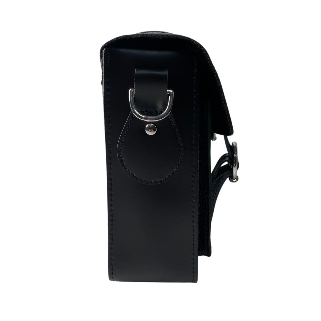 Dr.Martens 11インチ サッチェルバッグ チェーンショルダー