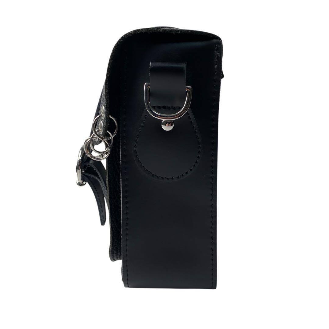 Dr.Martens 11インチ サッチェルバッグ チェーンショルダー