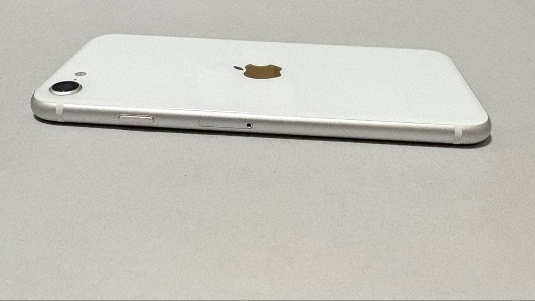 お得な旬：Apple iPhone SE2ホワイト64GB