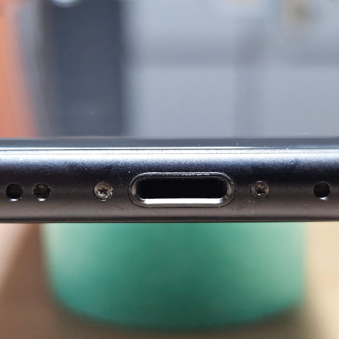 【美品】iPhone SE 第2世代 128GB ブラック