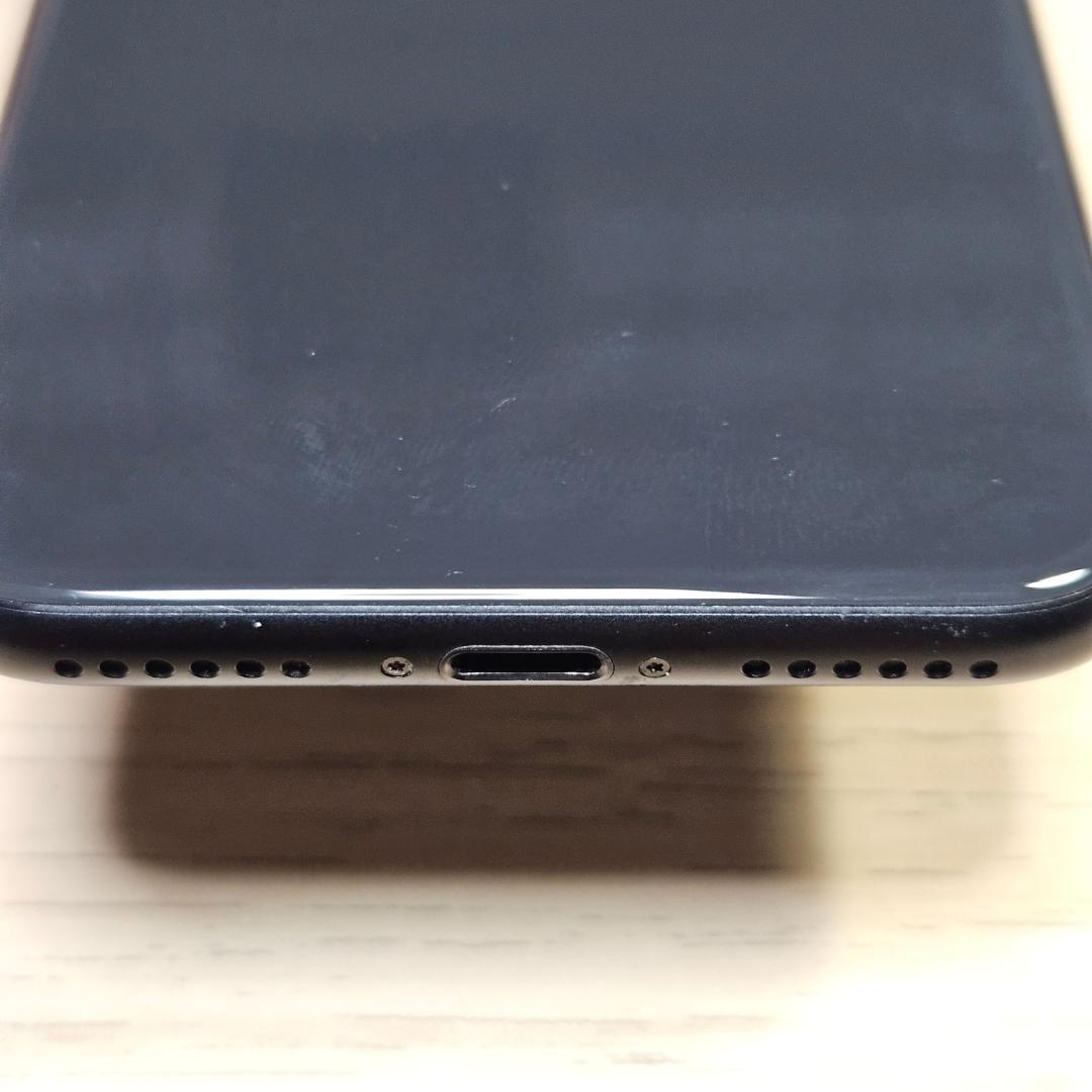 【美品】iPhone SE 第2世代 128GB ブラック