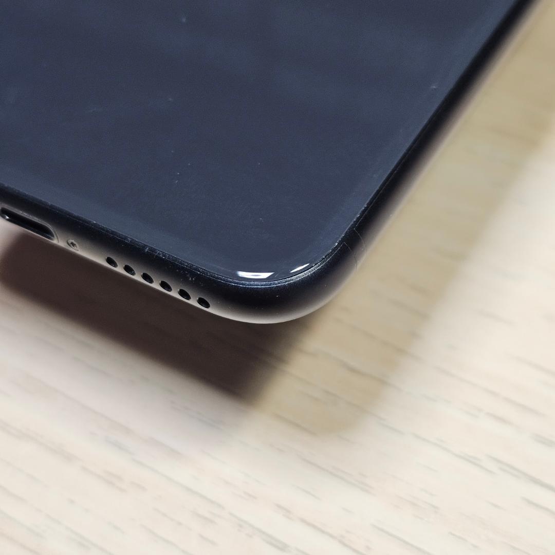 【美品】iPhone SE 第2世代 128GB ブラック