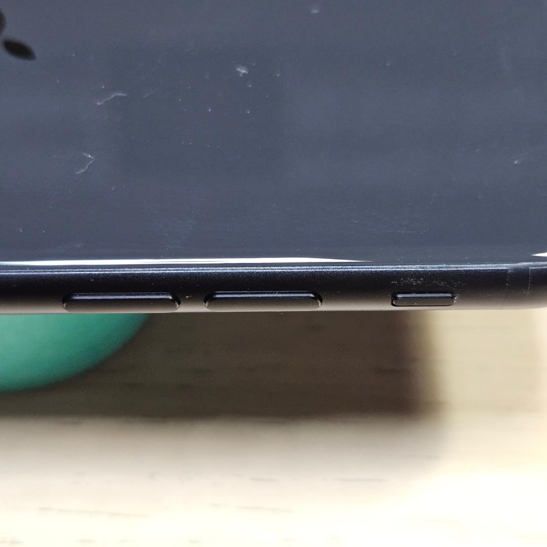 【美品】iPhone SE 第2世代 128GB ブラック