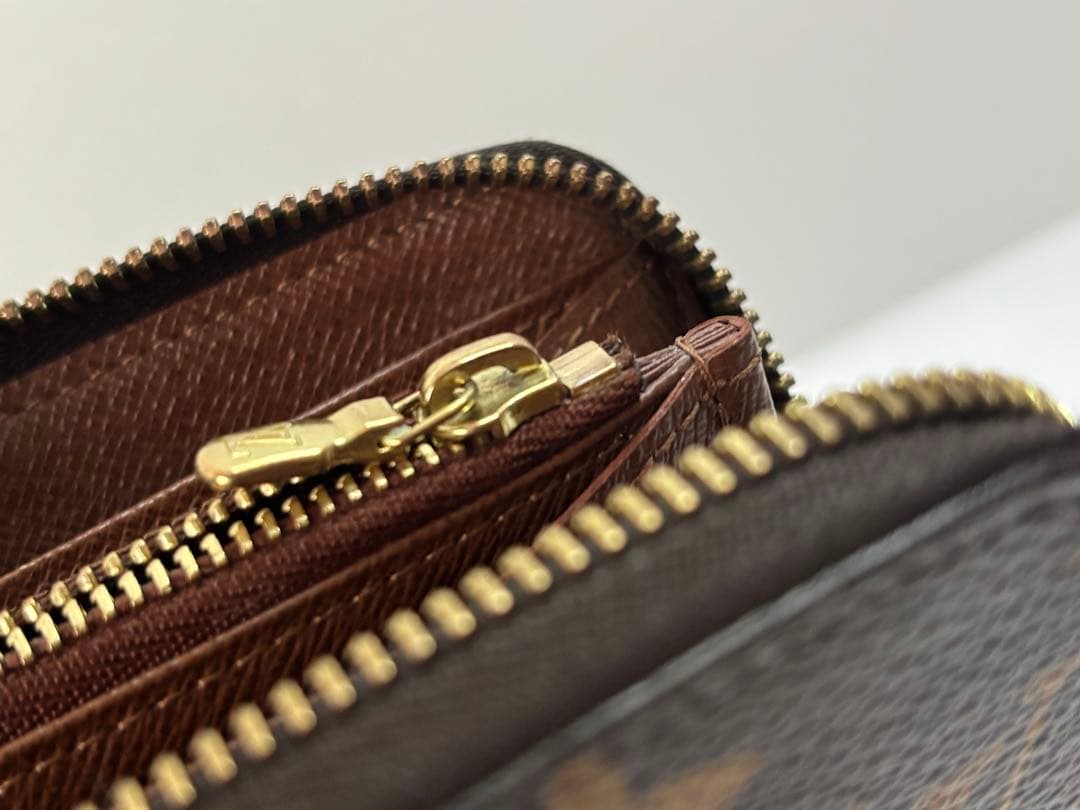 LOUIS VUITTON モノグラム ジッピーウォレット 長財布